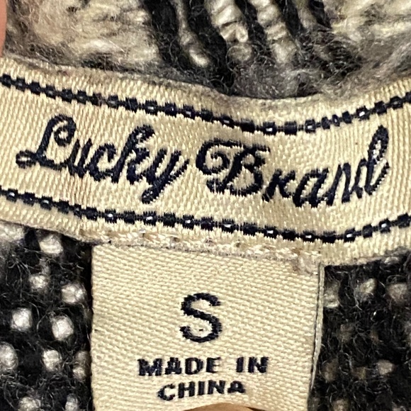 Lucky brand wool blend shrug. Sz S - Picture 14 of 16